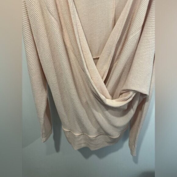 EUC- Free People Women's Cozy With You Faux Wrap Sweater Ribbed Bush Pink Medium - Picture 2 of 9